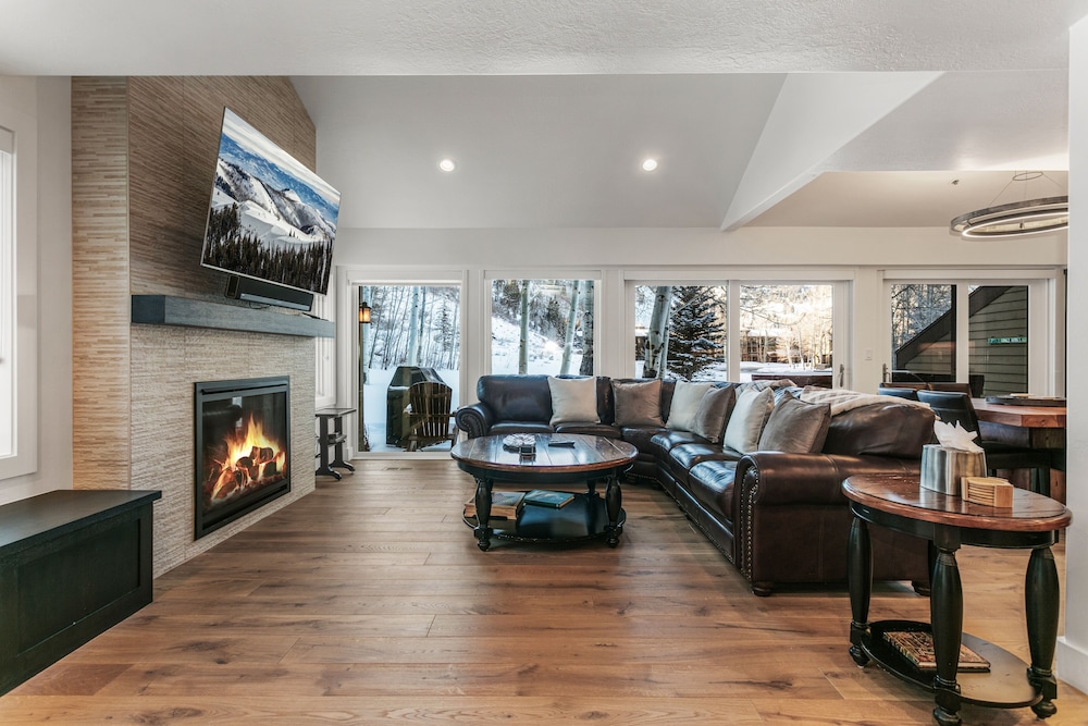 Condo, 4 Bedrooms