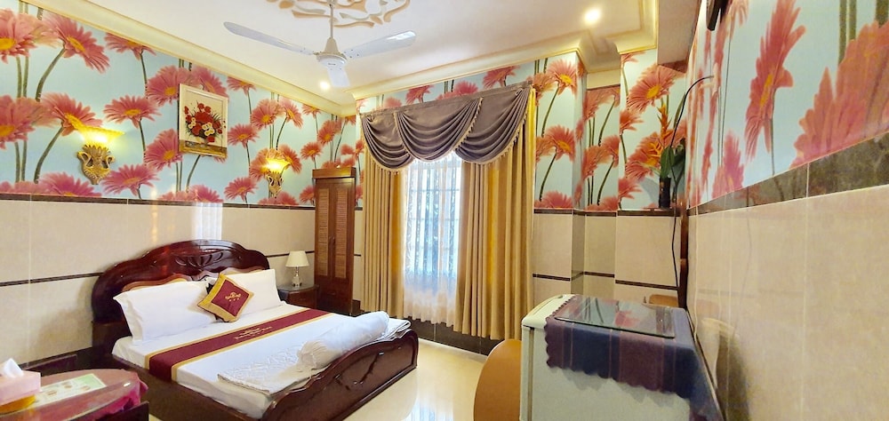 Panoramic Room (D480)