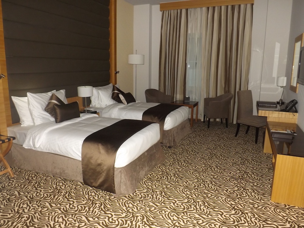 Standard Twin Room, 2 Twin Beds photo 3