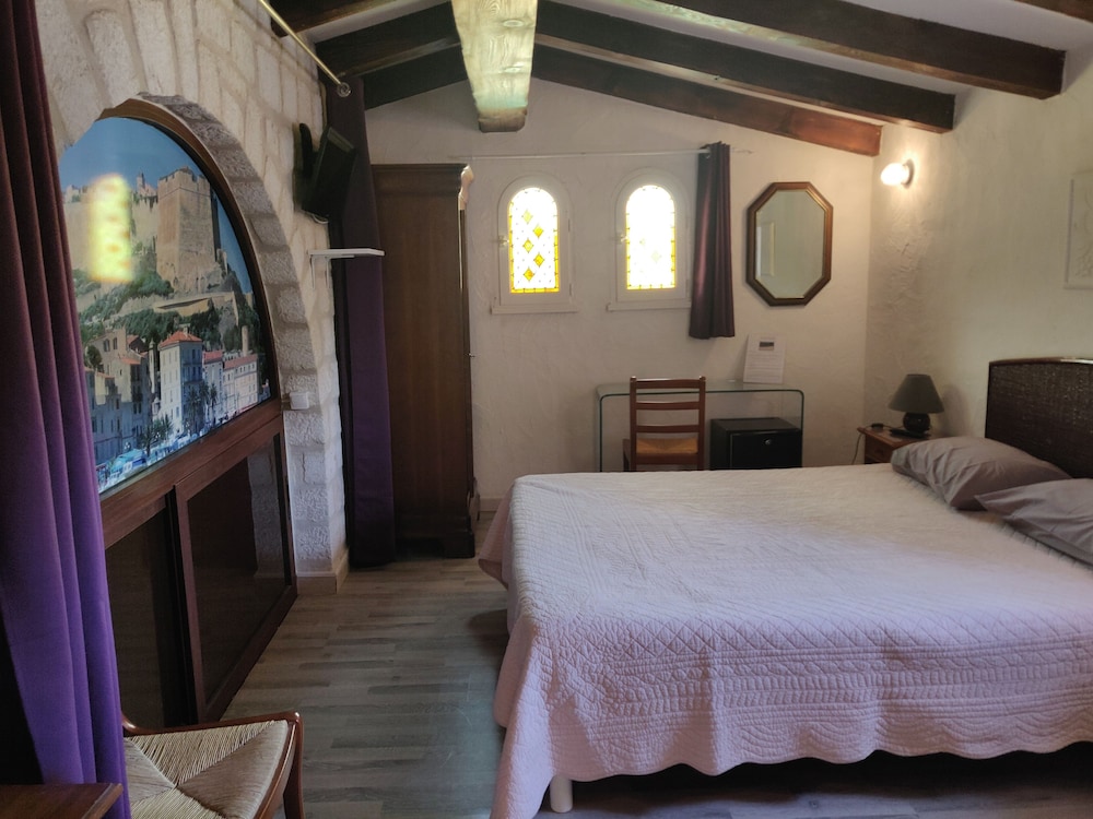 Classic Double Room, 1 Double Bed photo 3