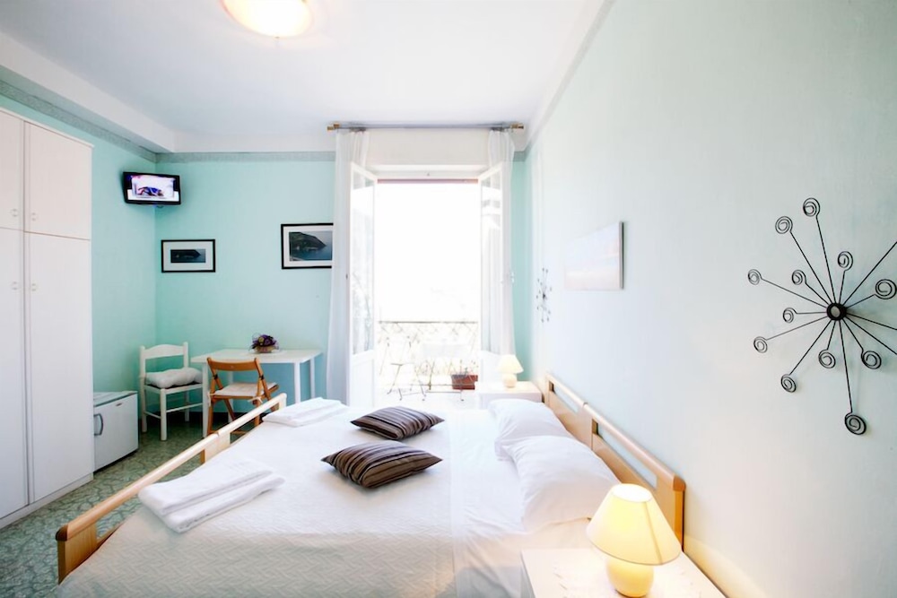 Classic Double Room, Balcony