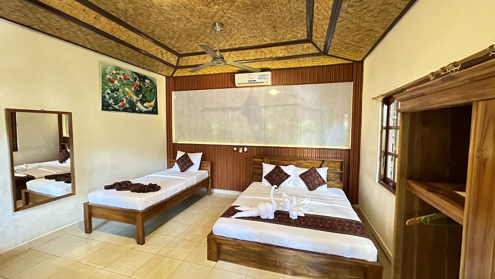 Deluxe Triple Room, Garden View