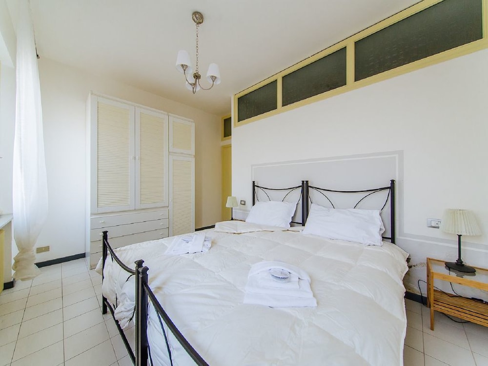 Apartment, 1 Queen Bed with Sofa bed, Non Smoking, Garden View