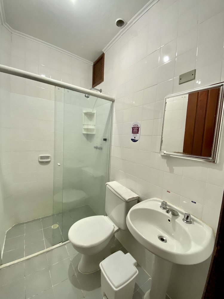 Room (Flat) photo 3