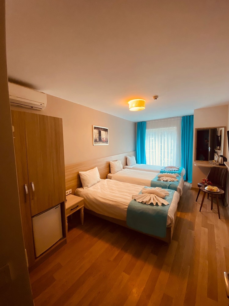Standard Triple Room photo 1