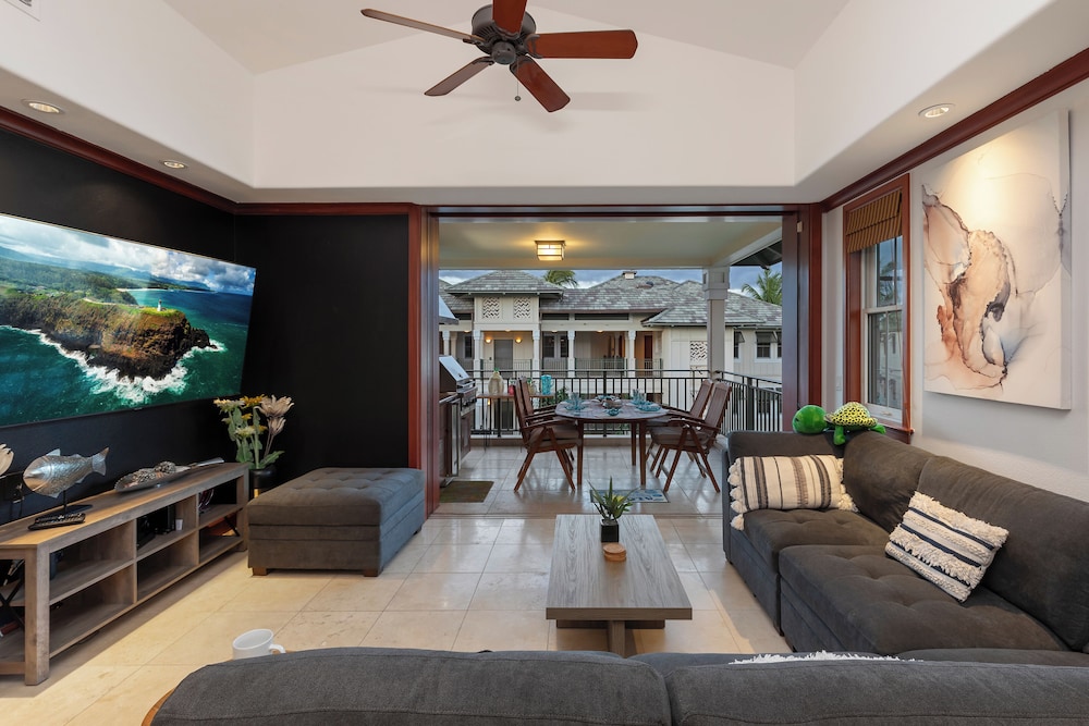 Condo photo 1