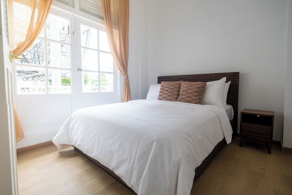 Two Bedroom Prestige photo 2