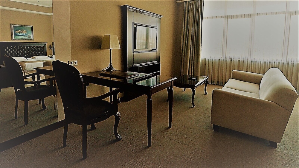 Deluxe Double or Twin Room - Photo 15