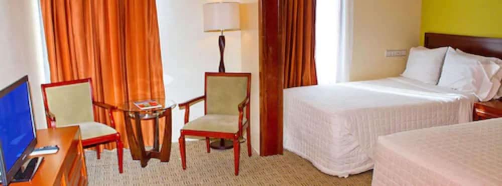 Standard Room, 2 Double Beds photo 1