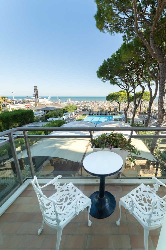 Junior Suite, Balcony, Sea View (up to 4 people) photo 3