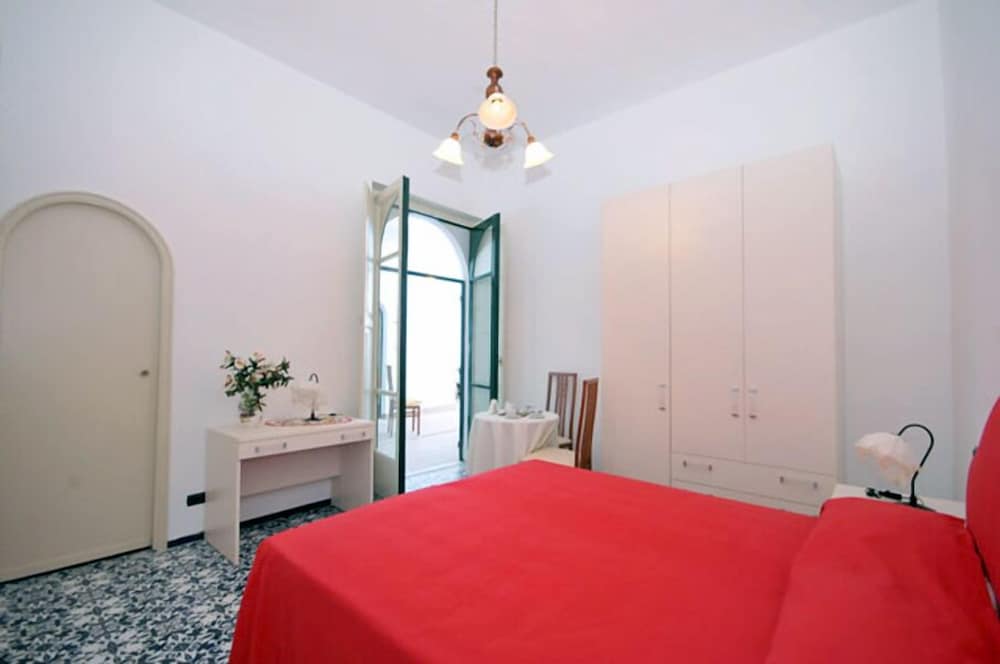 Standard Double Room - Photo 6
