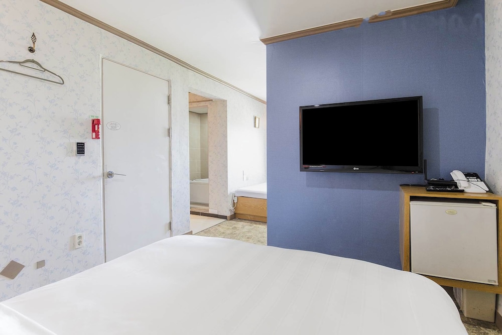 Standard Twin Room photo 1