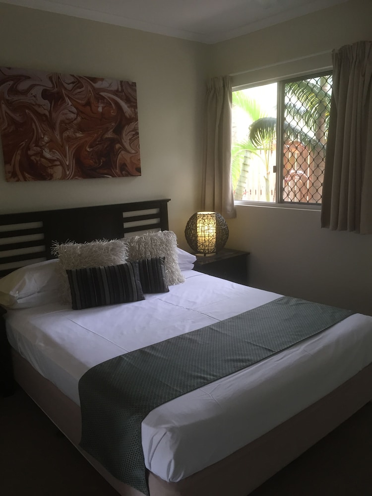 Apartment, 2 Bedrooms (with Heated Jacuzzi Spa) photo 2