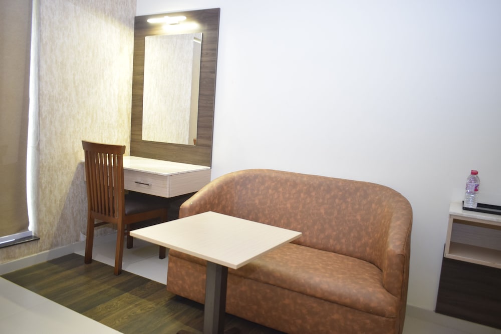 Deluxe Triple Room - Photo 5