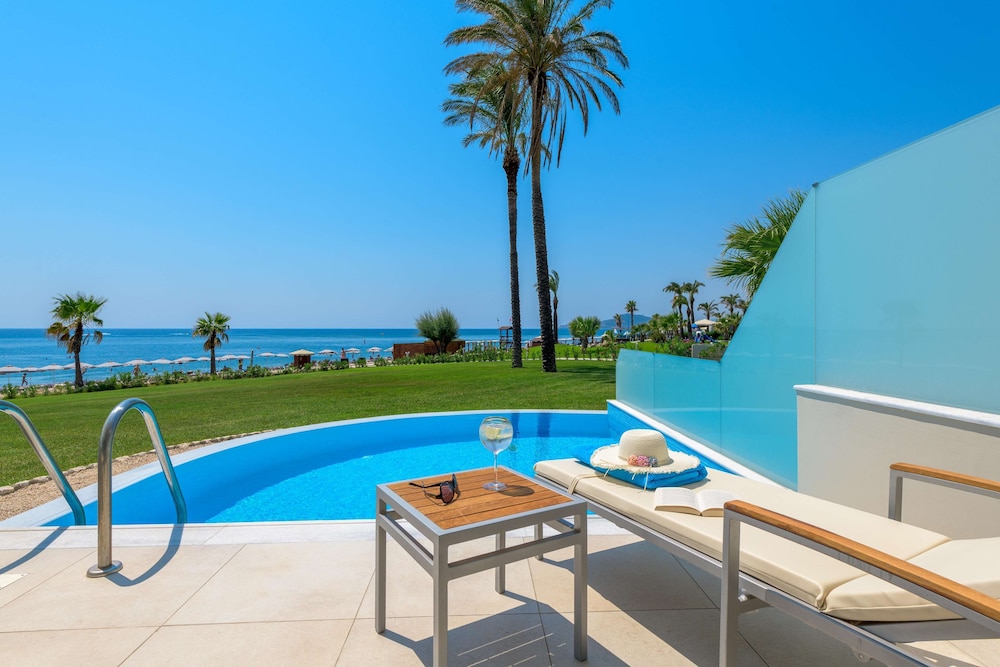 Executive Room, Private Pool photo 2