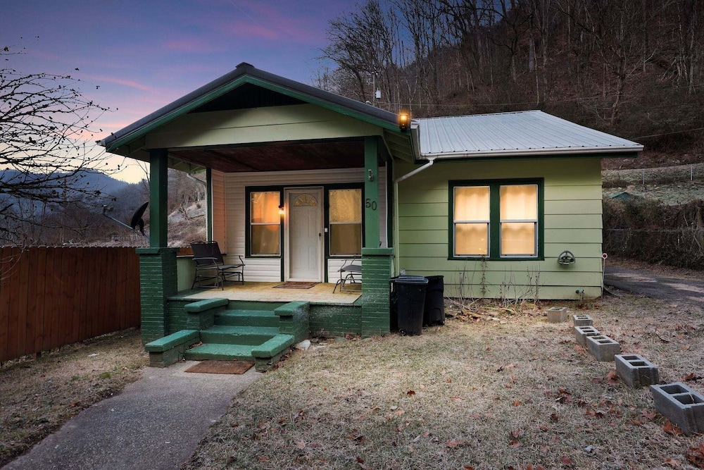 House, 3 Bedrooms photo 1