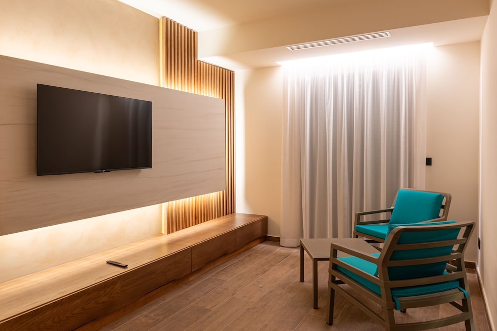 Executive Suite photo 3