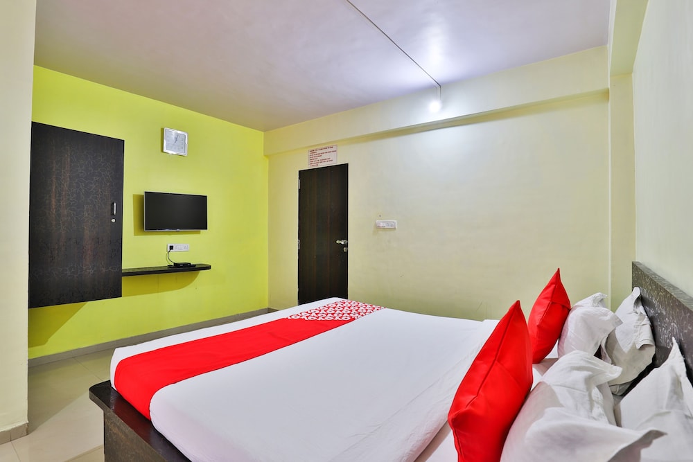 Deluxe Double Or Twin Room, 1 Queen Bed photo 1