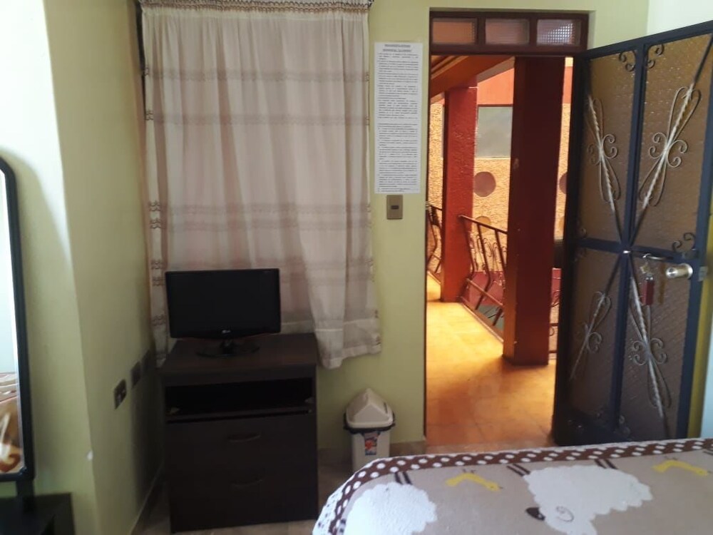 Family Room, Private Bathroom