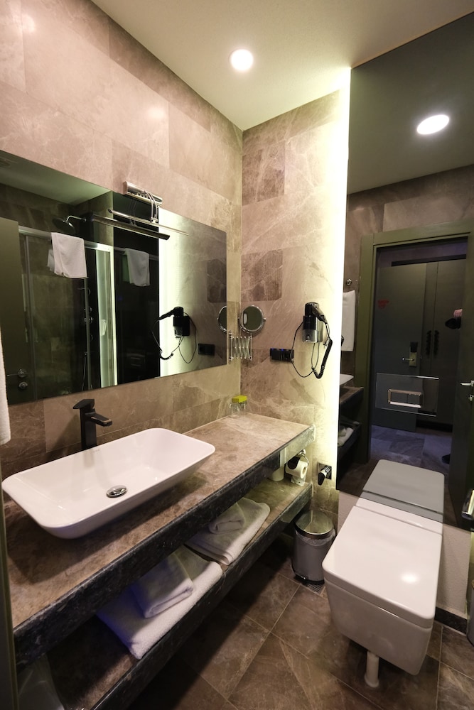 Deluxe Twin Room photo 3