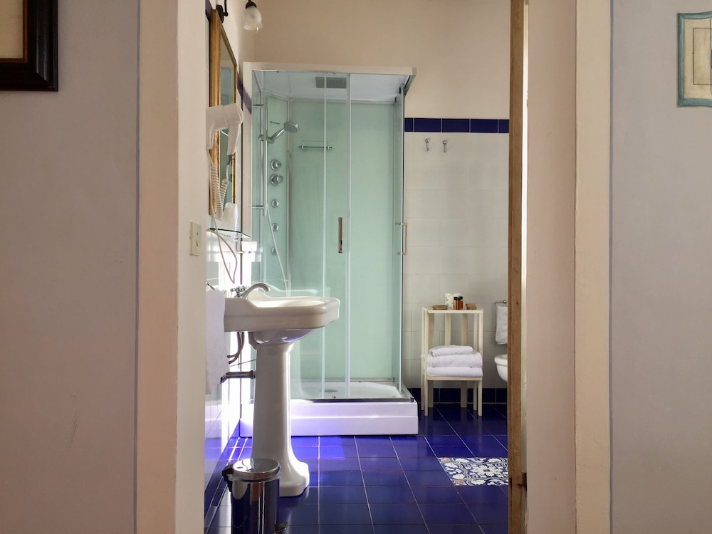 Available room