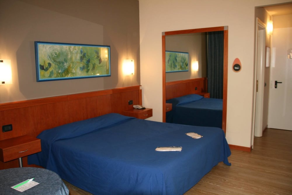Standard Triple Room, Garden View photo 1