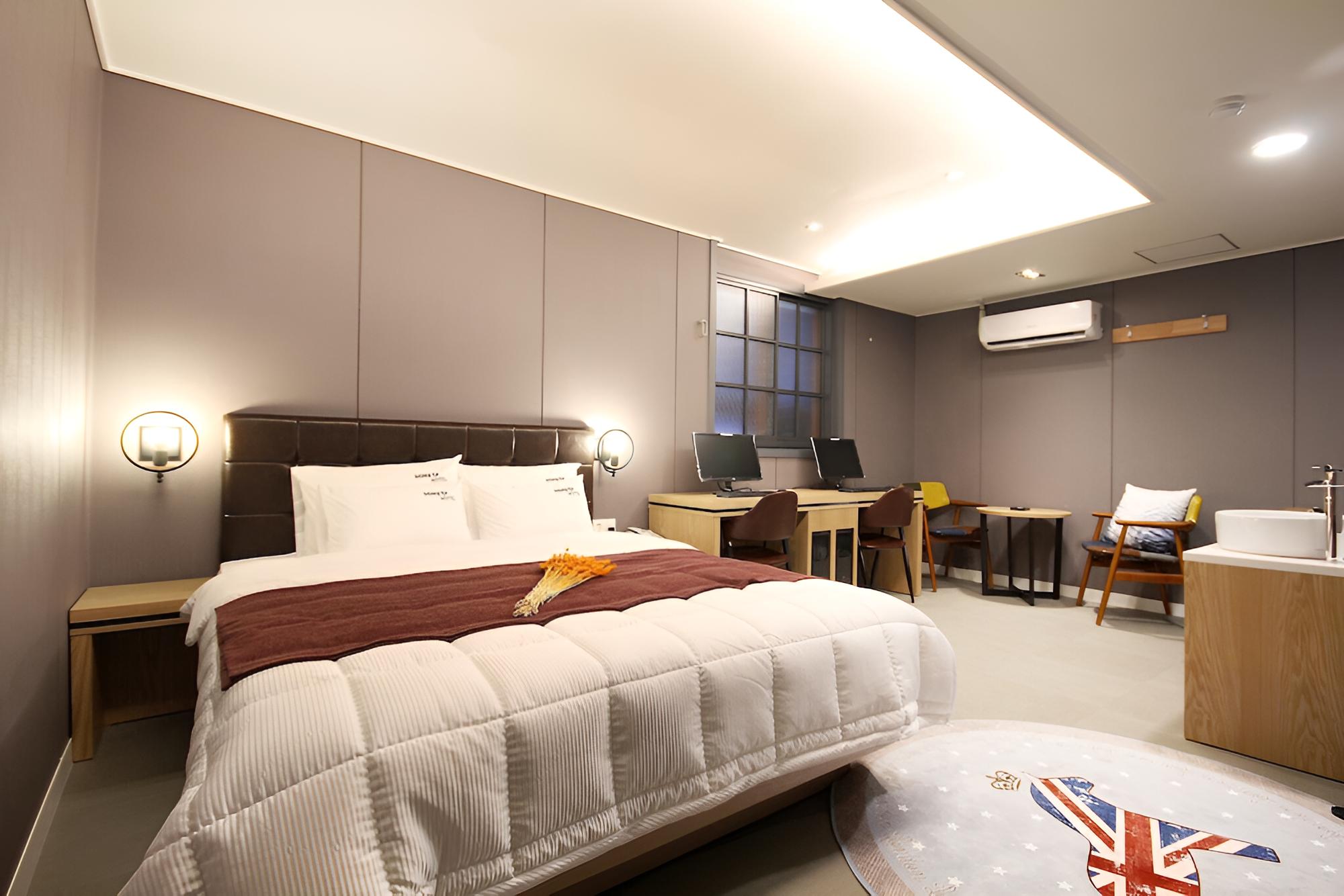 Room (VIP-Additional charge for consecutive)