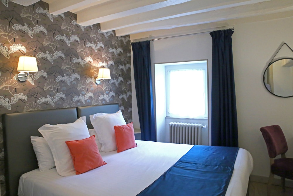 Business Double Room Single Use, 1 Queen Bed photo 3