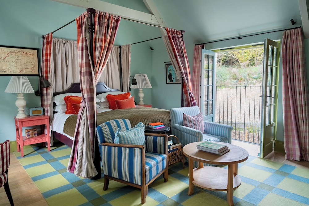 Studio Suite at The Village