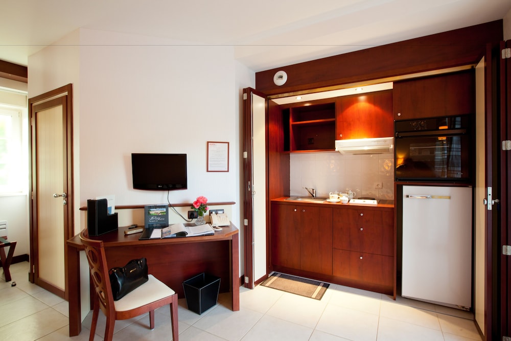 Superior Double Room, 1 King Bed - Photo 11