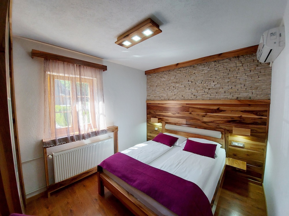 Double Room photo 3
