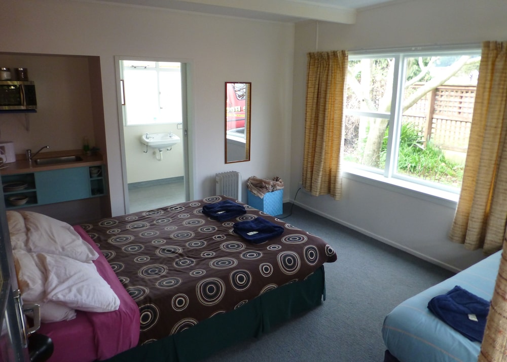 Standard Suite, 1 Bedroom (Motel Ensuite Room) photo 1