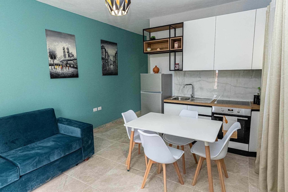 Comfort Apartment, City View