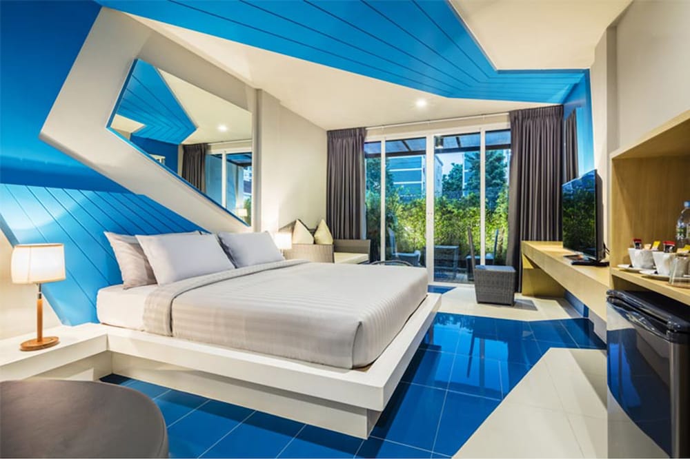 Deluxe Garden Room