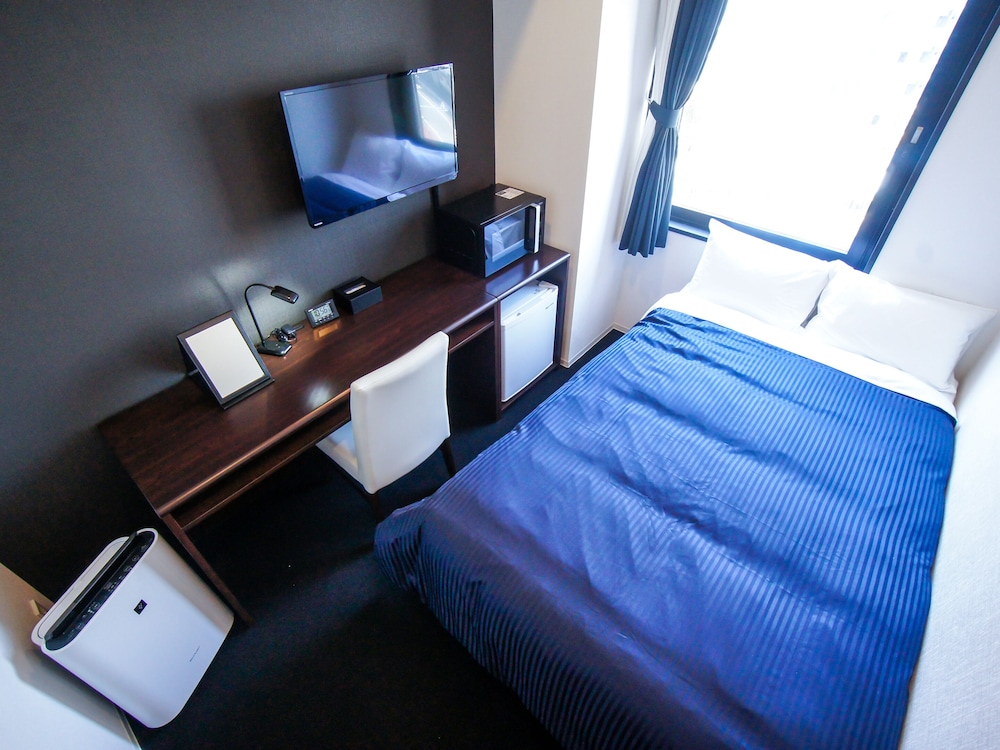 Single Room, Smoking, City View (Dog Friendly)