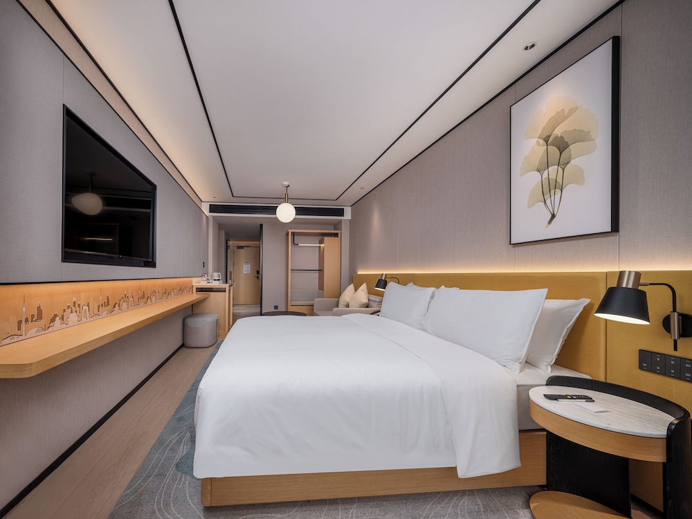 Signature Room, 1 King Bed, Accessible