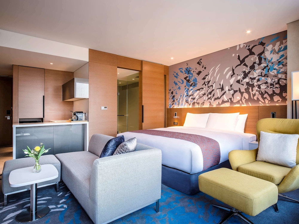 Junior Suite, 1 King Bed