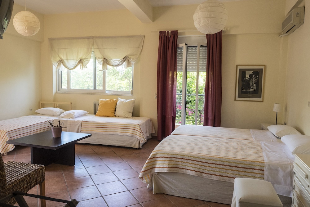Quadruple Room photo 3