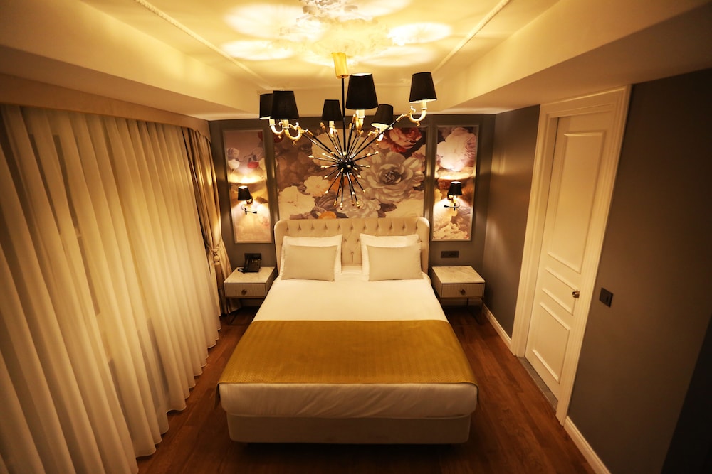 Standard Double Room, 1 Bedroom, City View photo 2