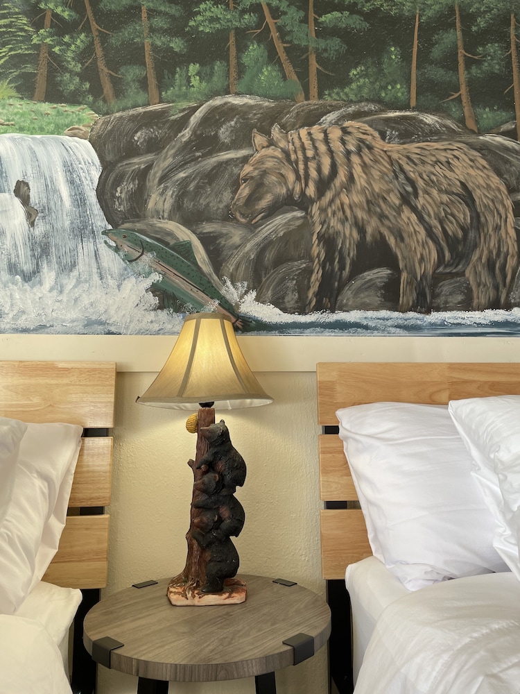 Deluxe Room, 2 Queen Beds, Non Smoking, Kitchenette
