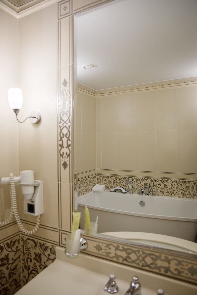 Suite photo 2