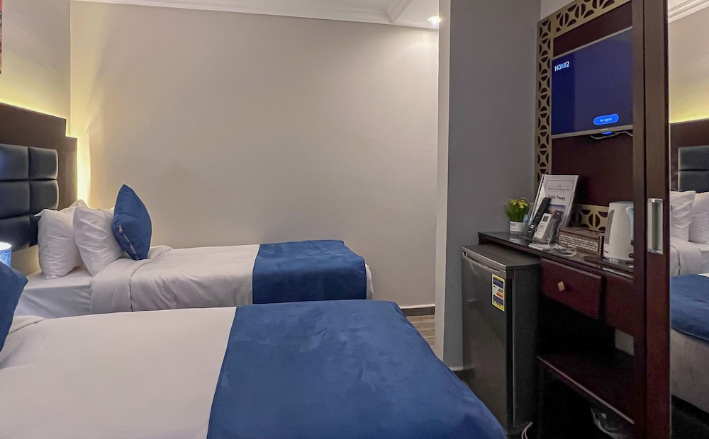 Economy Room - Photo 14