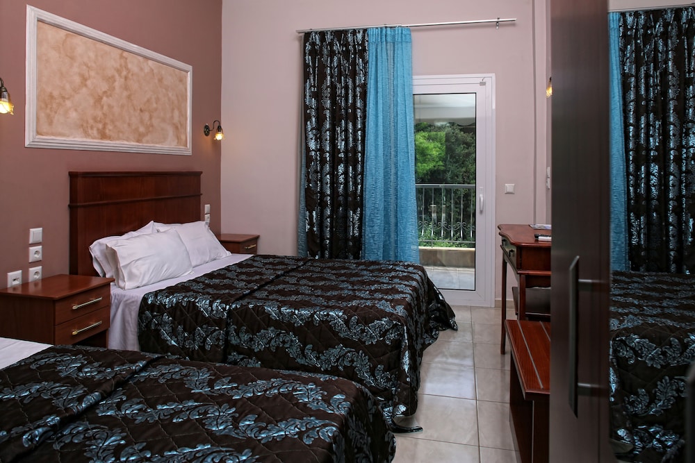 Comfort Triple Room photo 1