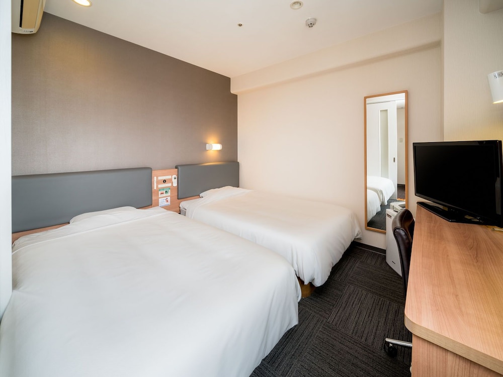 Twin Room (Non Smoking) - Photo 1