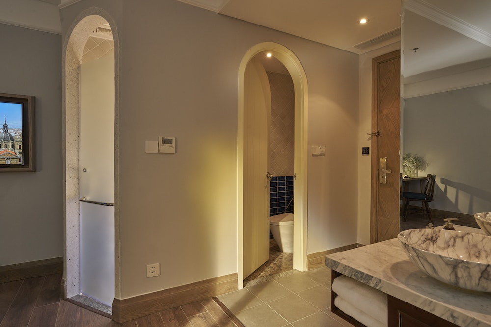 Executive Double Room, Partial Ocean View - Photo 4