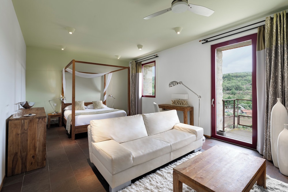 Junior Suite - Photo 10