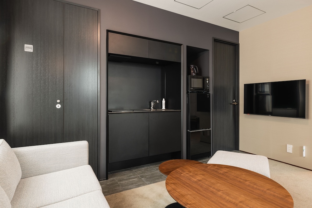 Superior Room, Non Smoking (A) - Photo 4