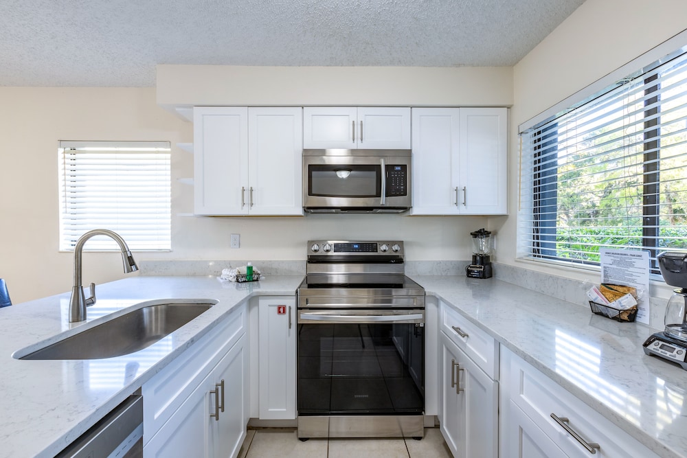 Premium Suite, 2 Bedrooms - Photo 3