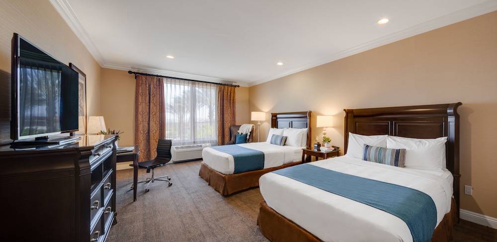 2 Queen Studio Suite - Photo 1