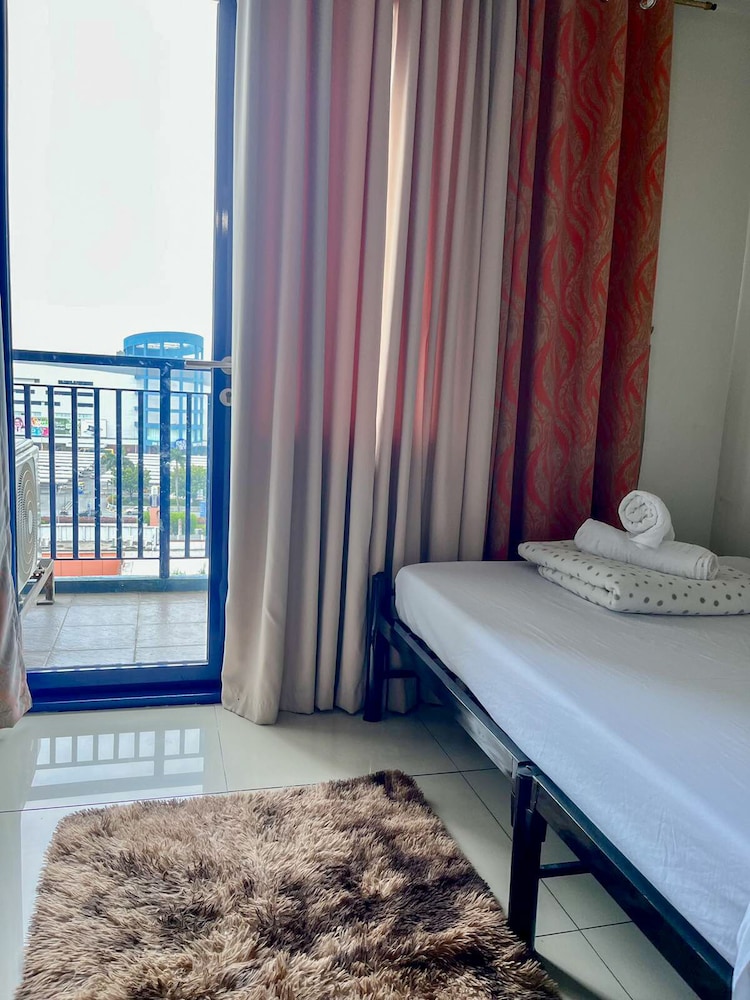 Standard Room - Tower A - City View photo 3